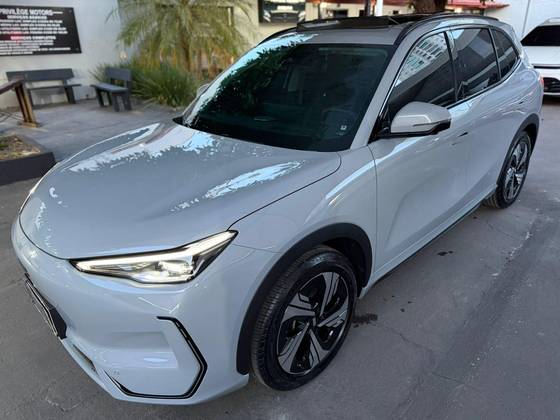 GEELY EX5 60,22 KW ELÉTRICO MAX GEELY EX5 60,22 KW ELÉTRICO MAX